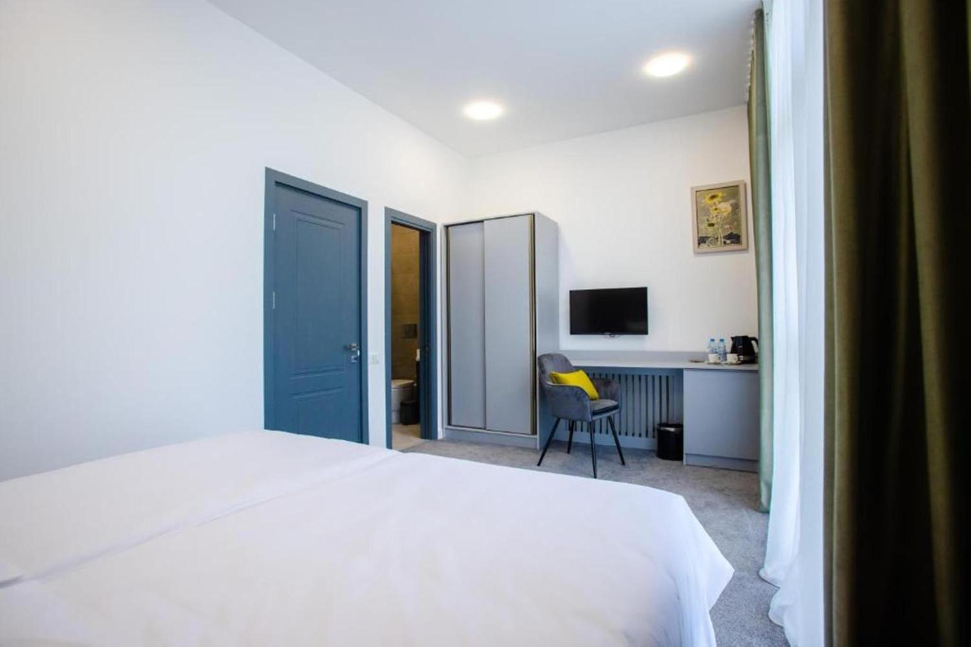 Benefice Hotel Jerevan Eksteriør billede
